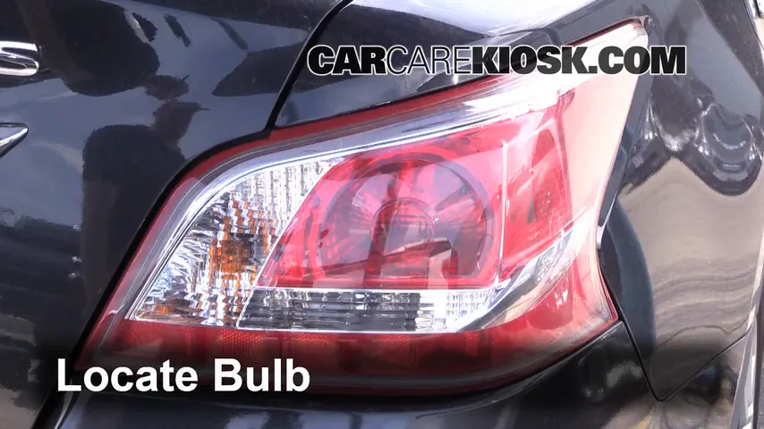 2014 Nissan Altima S 2.5L 4 Cyl. Lights